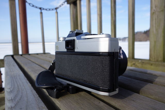 ついに沼へ入水 キヤノン FTb + FD 50mm F1.4: 弘法よ、筆は選べ