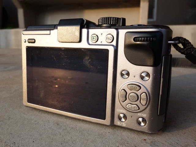 カメラ デジタルカメラ 今夏のニューカマー Panasonic LUMIX DMC-GX1: 弘法よ、筆は選べ