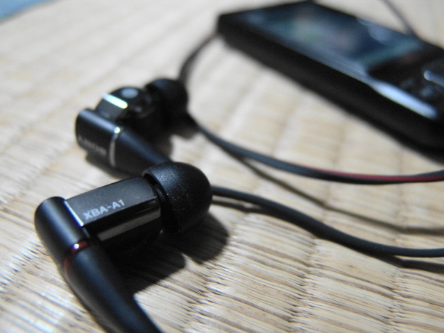 冬のニューカマー SONY XBA-A1: 弘法よ、筆は選べ